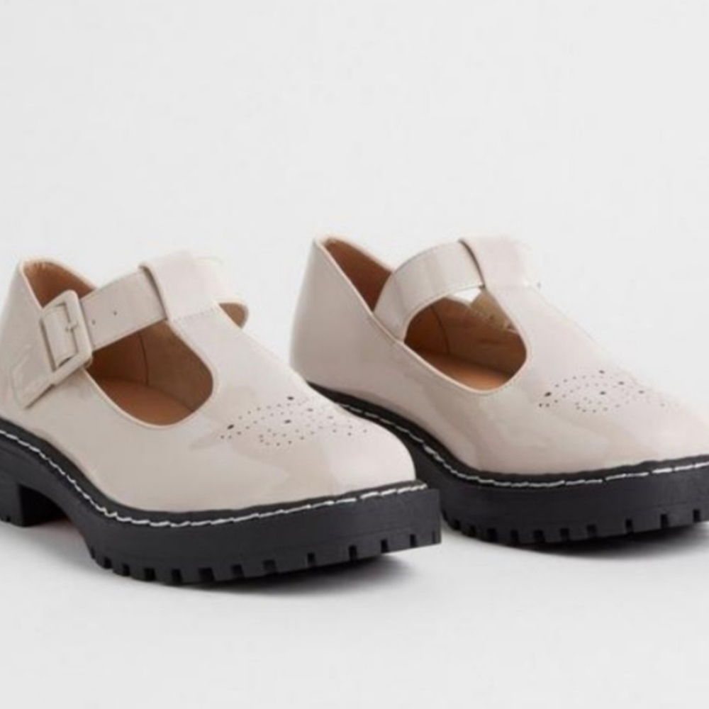 Torrid T-Strap Lug Mary Jane (WW) New without tags